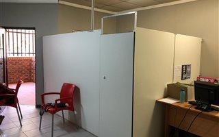 60 m² Commercial space in Westdene