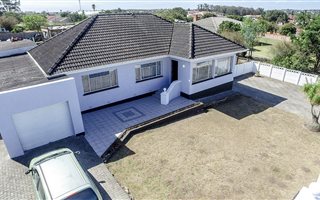 3 Bedroom House in Amalinda