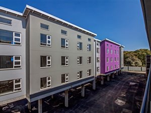 2 Bed Apartment in Bellairspark
