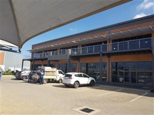 950 m² Industrial space in Halfway House