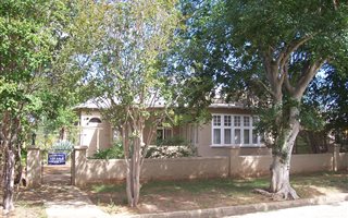 4 Bedroom House in Adelaide