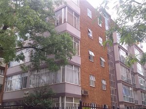 2 Bed Apartment in Sunnyside