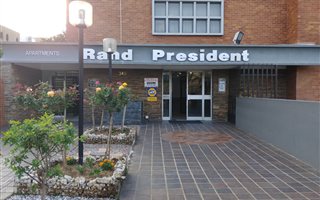2 Bedroom Apartment in Ferndale