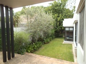 2 Bed House in Dainfern Golf Estate