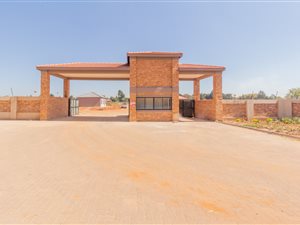 2 Bed House in Daggafontein
