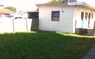 2 Bedroom Apartment in Grassy Park