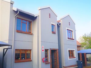 2 Bed Townhouse in Meyersdal