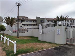 2 Bedroom Apartment in Tableview