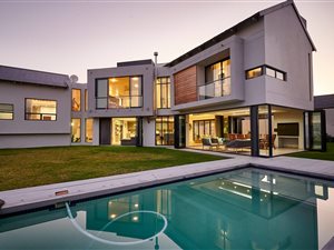 4 Bed House in Waterfall Country Estate