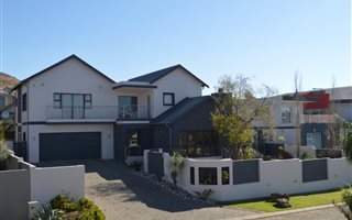 3 Bedroom House in Homes Haven