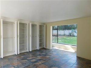 1 Bed House in Savoy Estate