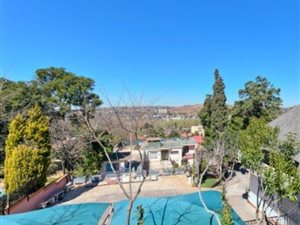 3281 m² Farm in Observatory