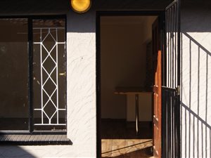 1 Bed Garden Cottage in Croydon