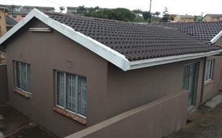 3 Bedroom Simplex in Shastri Park