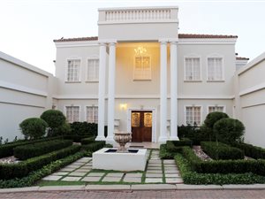 4 Bed Townhouse in Wilkoppies