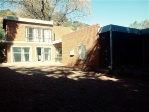 5 Bedroom House in Rietondale