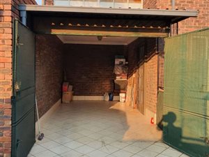 2 Bed Apartment in Silverton
