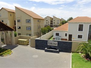 2 Bed Apartment in Sunninghill