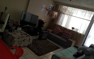 2.5 Bedroom Flat in Southdale