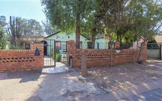 3 Bedroom House in Lenasia
