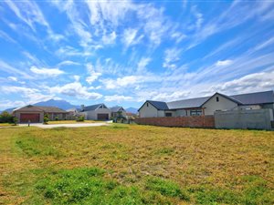 660 m² Land available in Kraaibosch