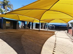 Commercial space in Sinoville
