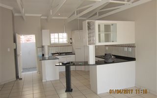 3 Bedroom Townhouse in Waterval East