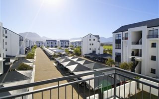 2 Bedroom Apartment in De Velde