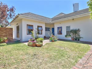 5 Bed House in Rondebosch