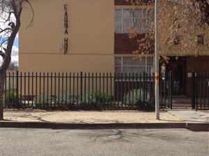 1 Bed Flat in Kroonstad