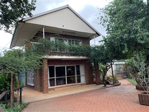 12255 ha Farm in Rand Collieries