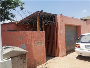 6 Bed House in Tembisa