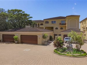 3 Bedroom Apartment in Shelly Beach
