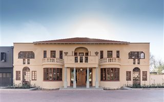1905 m² Commercial space in Saxonwold