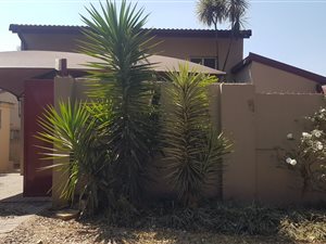 1 Bed Garden Cottage in Randpark Ridge