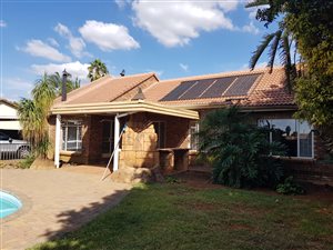 3 Bed House in Pierre van Ryneveld