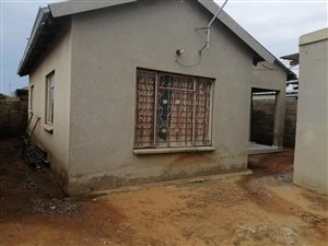 2 Bed House in Tshepisong