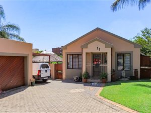 3 Bedroom House in Zwartkop