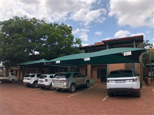 120 m² Commercial space in Highveld