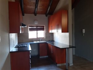 2 Bed Apartment in Paulshof