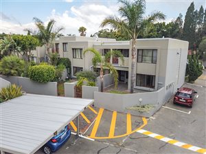 2 Bed Apartment in Marais Steyn Park