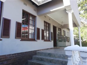 4 Bed House in Cowies Hill Park