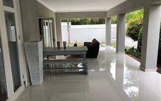 4 Bedroom House in Waterkloof
