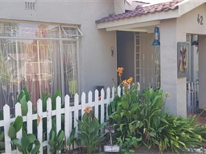 3 Bedroom House in General Alberts Park