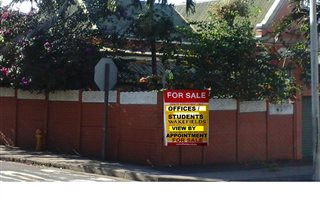 884 m² Commercial space in Glenwood