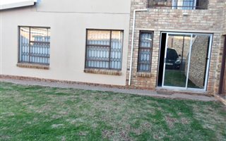 3 Bedroom Apartment in Bonanne