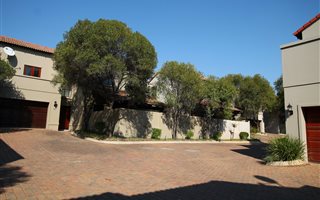 3 Bedroom Townhouse in Dainfern Valley