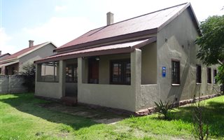 3 Bedroom House in Dersley