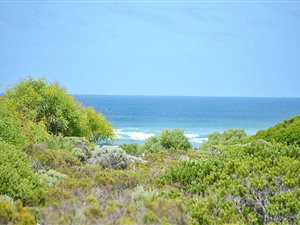 700 m² Land available in Suiderstrand