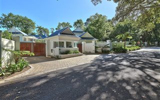 5 Bedroom House in Newlands